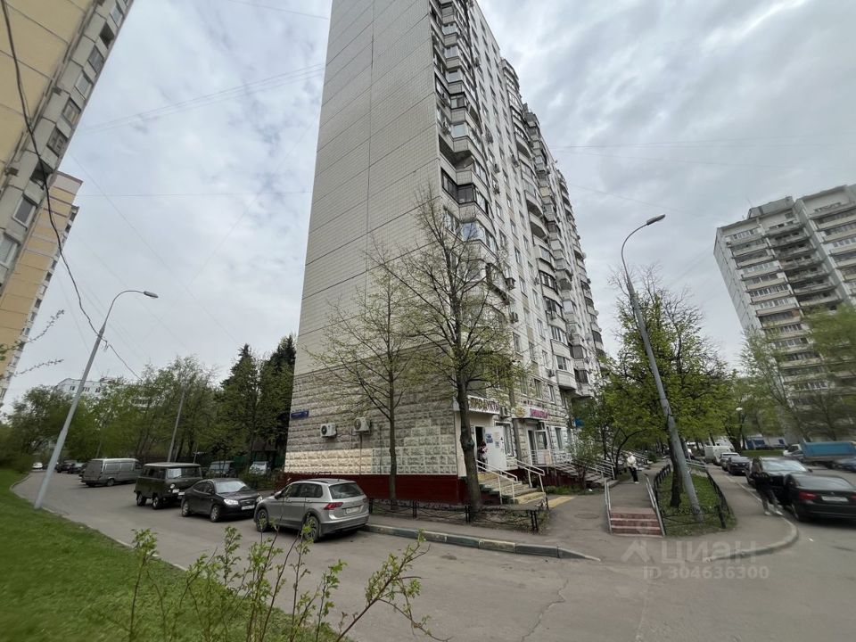 Продается 1-комнатная квартира, площадью 37.70 кв.м. Москва, проезд Харьковский, дом 9к1