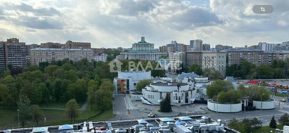 Продается 2-комнатная квартира, площадью 132.00 кв.м. Москва, Олимпийский проспект, дом 10к1-2