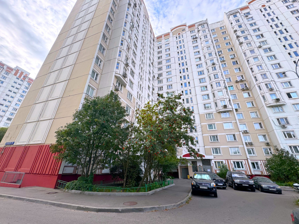 Продается 2-комнатная квартира, площадью 53.30 кв.м. Москва, улица Академика Анохина, дом 7