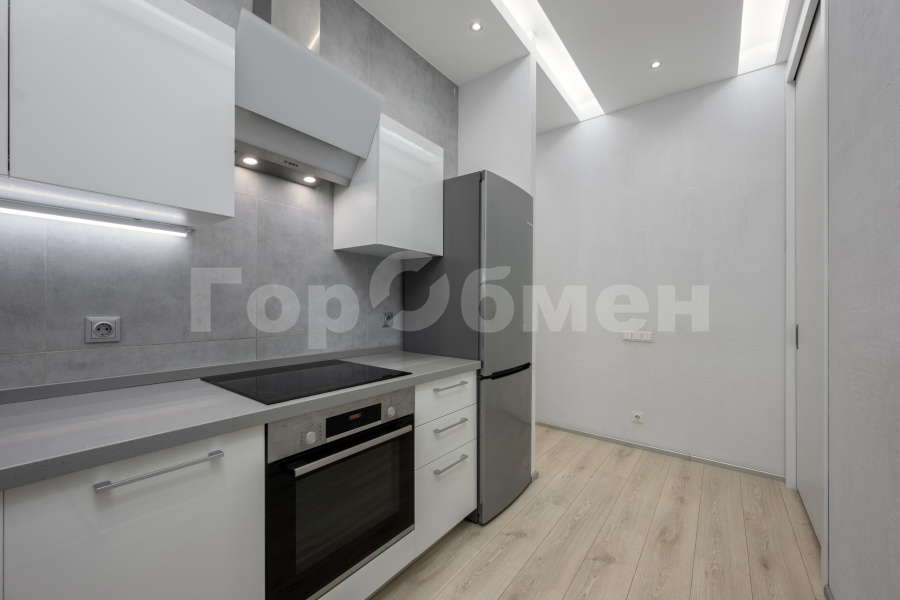 Продается 1-комнатная квартира, площадью 37.50 кв.м. Москва, улица Мосфильмовская, дом 74Б