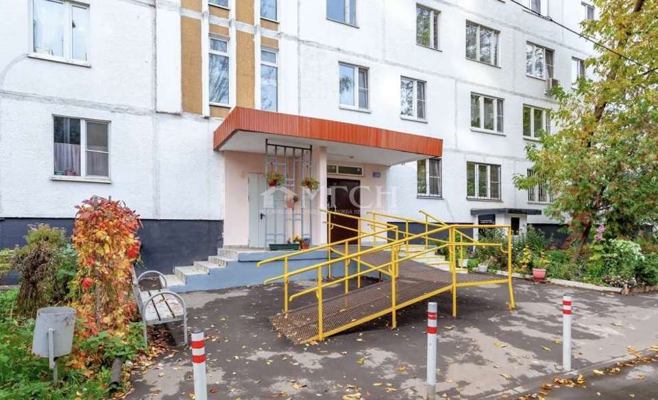 Продается 3-комнатная квартира, площадью 62.70 кв.м. Москва, улица Твардовского, дом 21к2