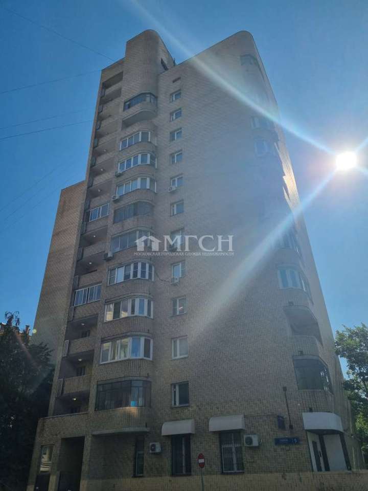 Продается 3-комнатная квартира, площадью 86.00 кв.м. Москва, переулок Лавров, дом 5