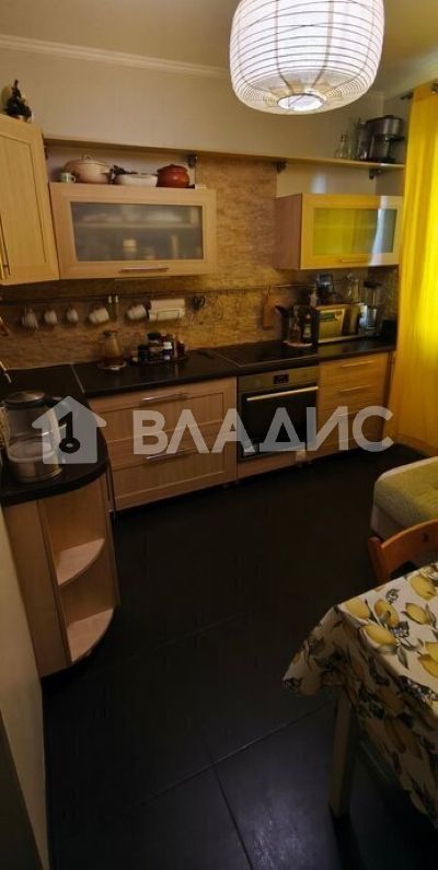 Продается 1-комнатная квартира, площадью 42.50 кв.м. Московская область, Истра городской округ, город Дедовск, улица Главная, дом 8