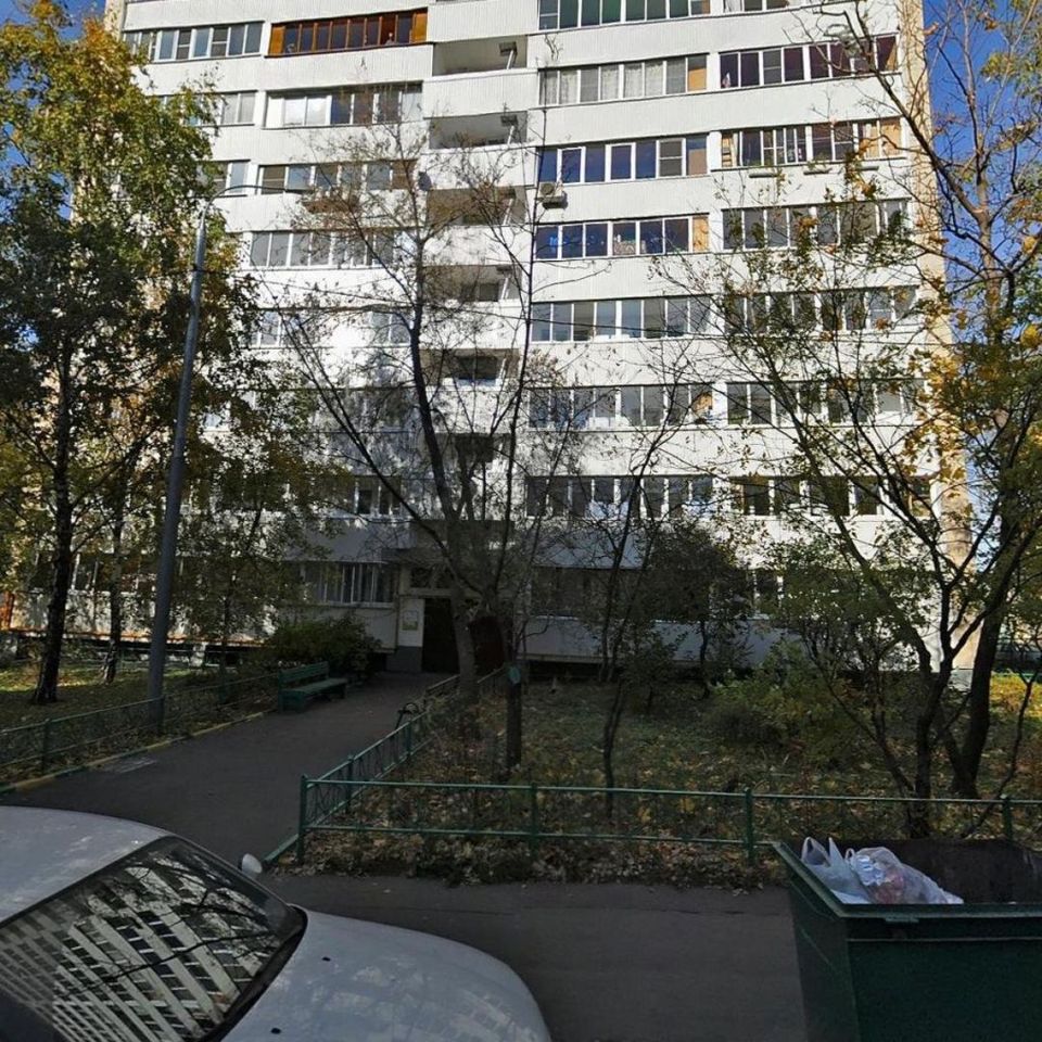 Продается 1-комнатная квартира, площадью 32.80 кв.м. Москва, переулок Саввинский Большой, дом 10стр1