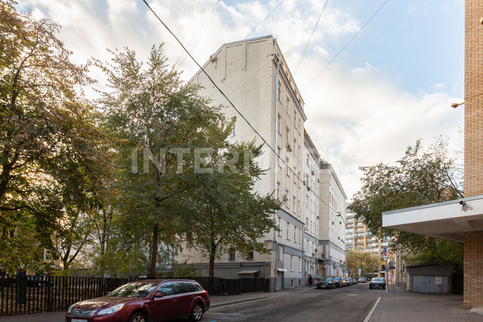 Продается 4-комнатная квартира, площадью 125.20 кв.м. Москва, переулок Скатертный, дом 22