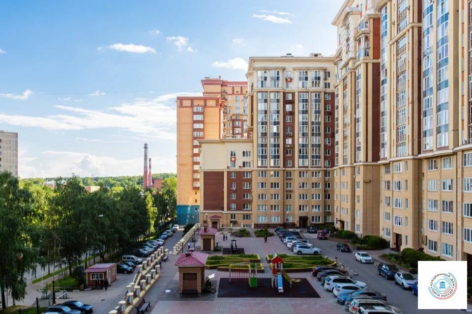 Продается 4-комнатная квартира, площадью 161.90 кв.м. Москва, улица Маршала Тимошенко, дом 17к1