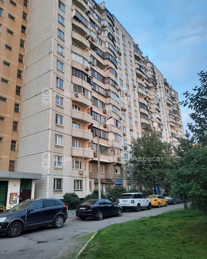 Продается 1-комнатная квартира, площадью 37.00 кв.м. Москва, улица Привольная, дом 71к1