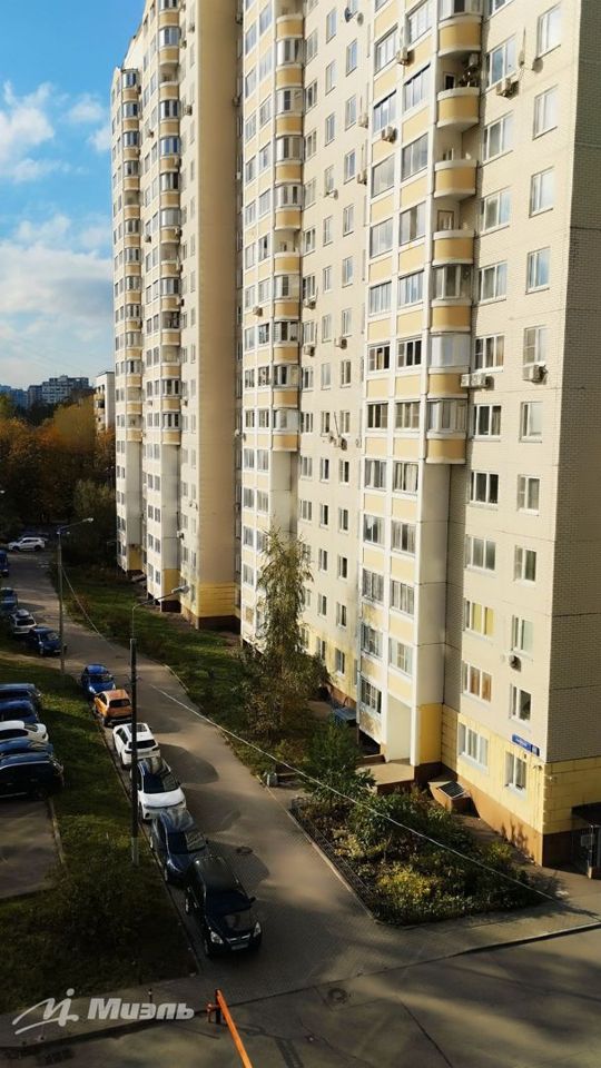 Продается 2-комнатная квартира, площадью 55.00 кв.м. Москва, Рублевское шоссе, дом 95к1