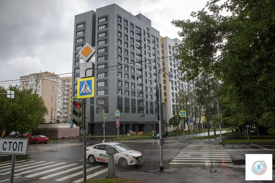 Продается 2-комнатная квартира, площадью 62.70 кв.м. Москва, улица 9-я Соколиной Горы, дом 9