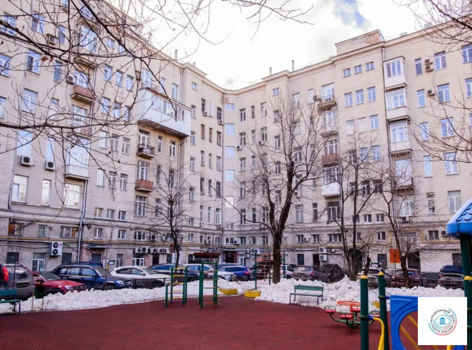 Продается 6-комнатная квартира, площадью 269.00 кв.м. Москва, Кутузовский проспект, дом 18