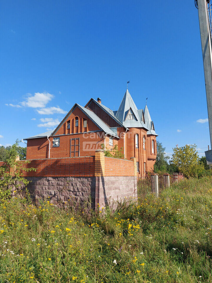 Продается дом, площадью 507.10 кв.м. Московская область, Кашира городской округ, город Ожерелье, улица Советская, дом 16