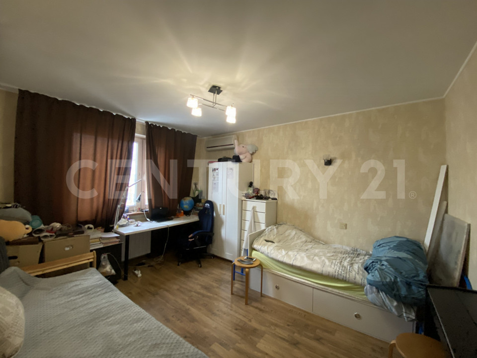 Продается 3-комнатная квартира, площадью 74.00 кв.м. Москва, улица Академика Анохина, дом 5к3