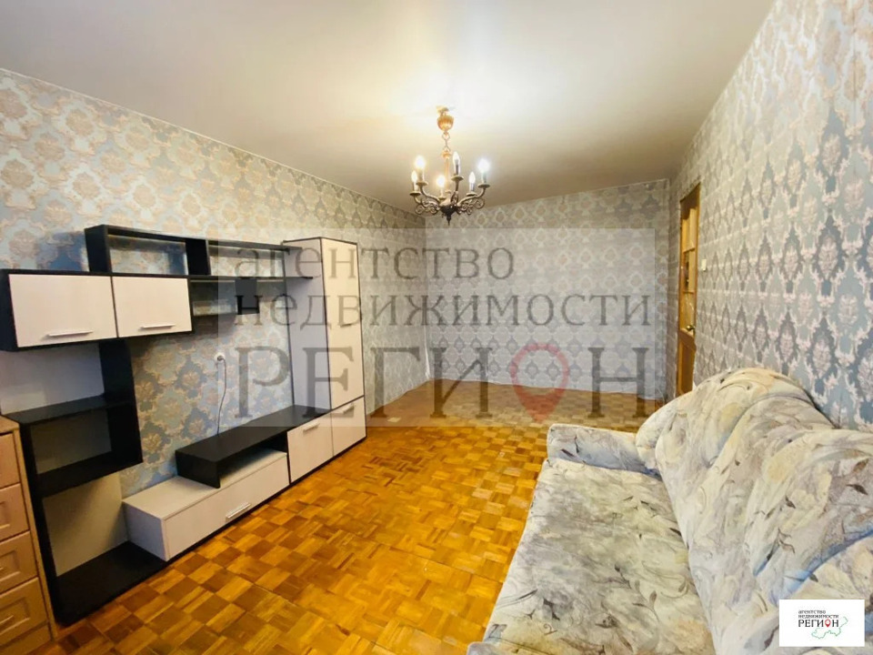 Продается 2-комнатная квартира, площадью 47.50 кв.м. Московская область, Наро-Фоминский городской округ, поселок Новая Ольховка, улица Центральная, дом 60