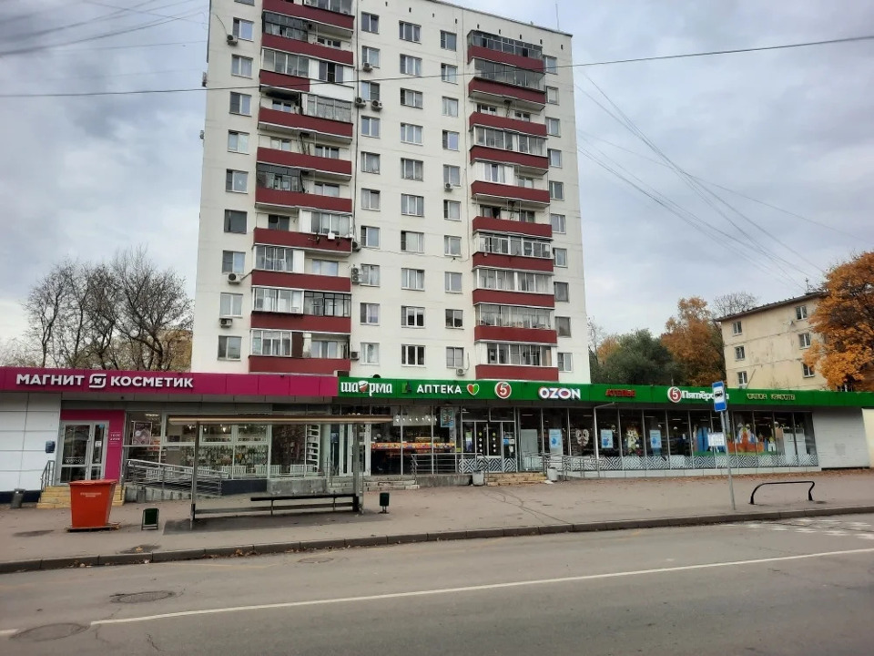 Продается 1-комнатная квартира, площадью 35.50 кв.м. Москва, улица Плющева, дом 14